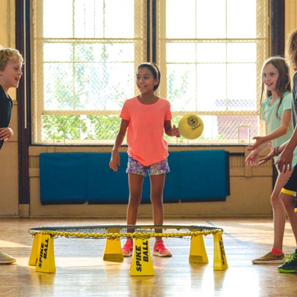 spikeball yKsBMhgNpRs unsplash